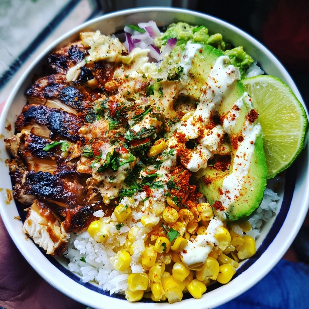 Flavorful Chicken and Bean Burrito Bowl Recipe - Recipe Image